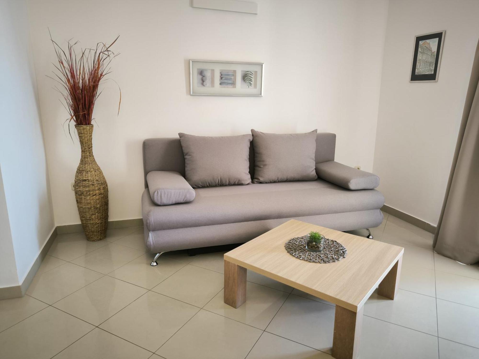 Hektorovic Poolside Apartments 볼 외부 사진